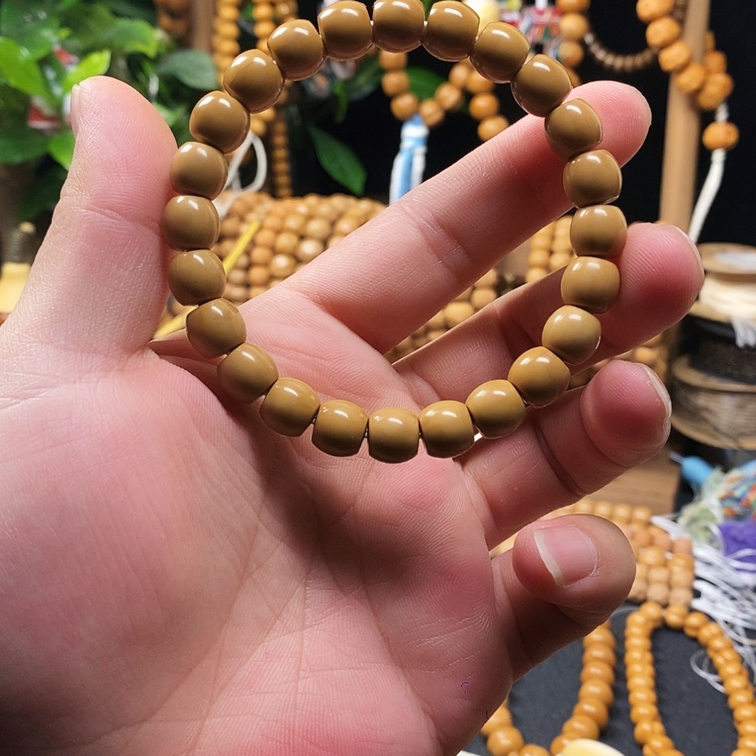 小***挞猴头核桃吊坠直射