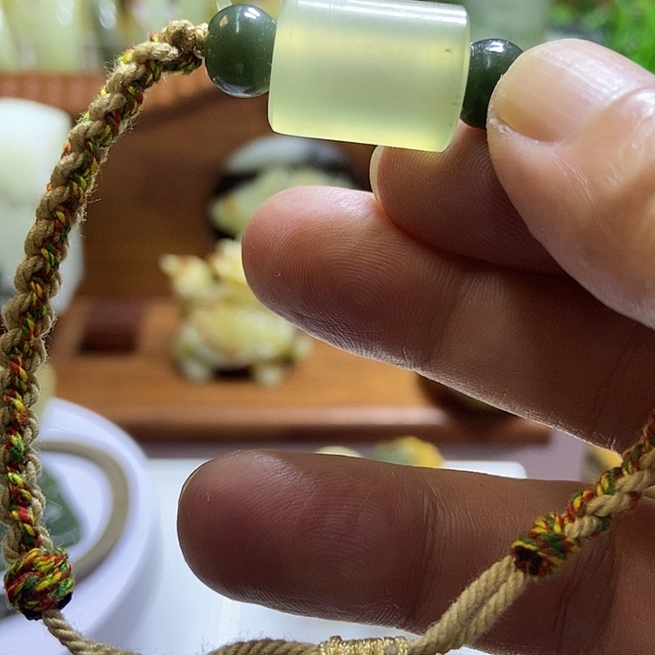 未镶嵌岫玉珠宝奇石