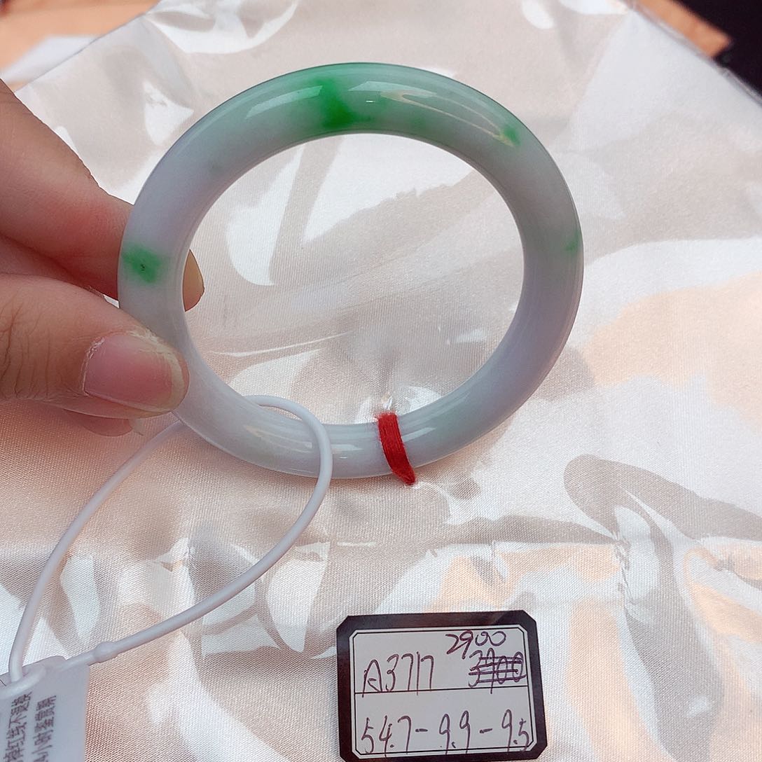 翡翠手镯未镶嵌天然缅甸翡翠A货