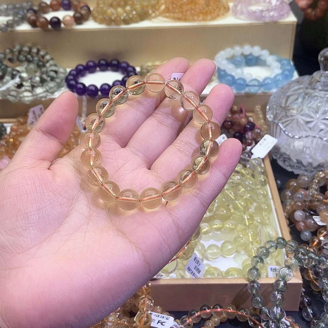 水晶手链未镶嵌刘*心巴西黄10