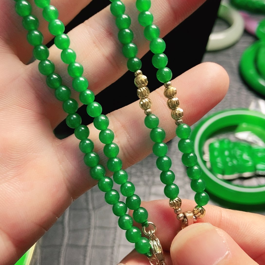 翡翠14K金镶嵌颈饰吊坠