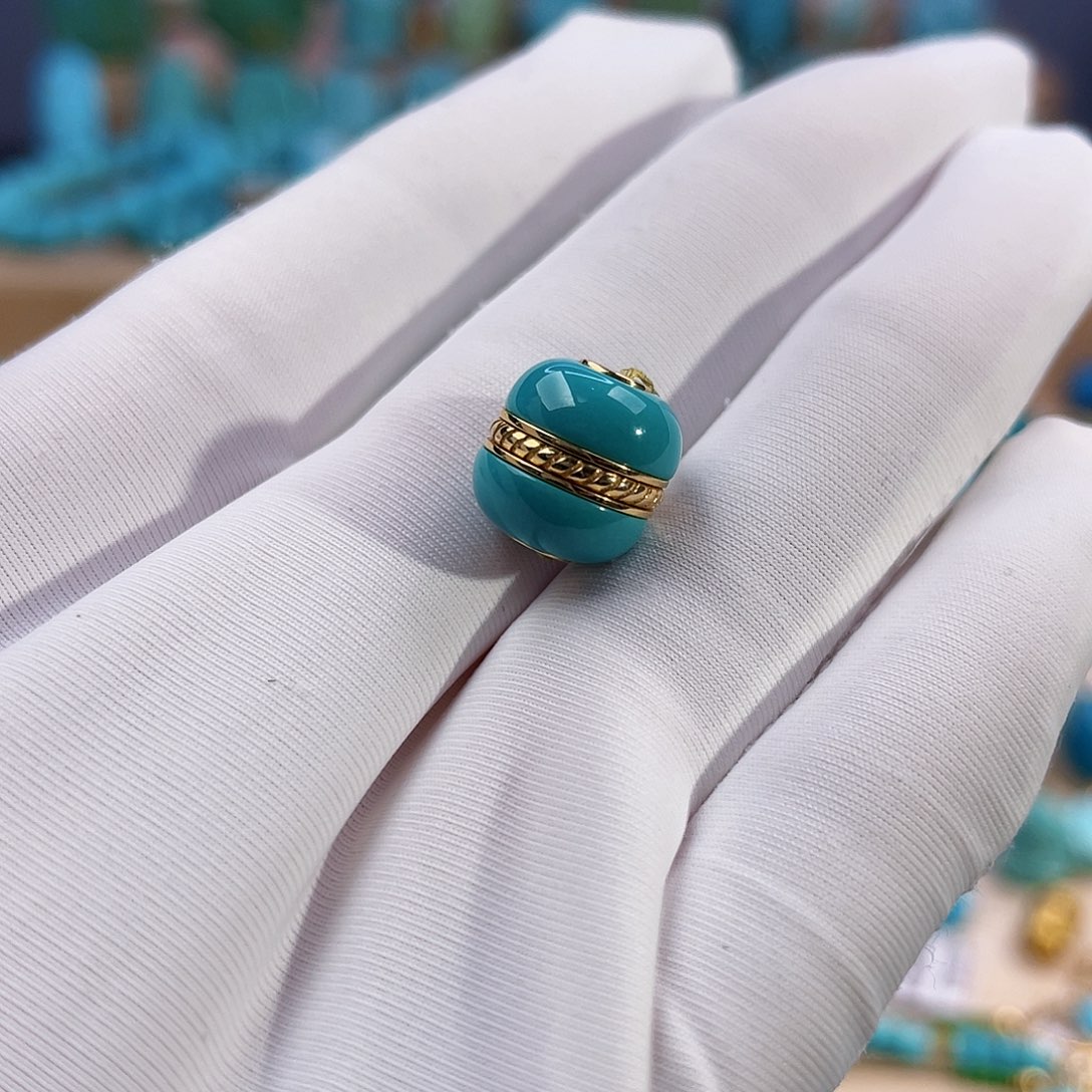 绿松石珠宝奇石18K金镶嵌