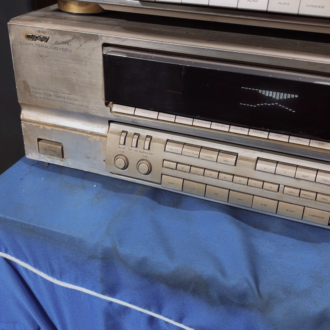 8新Cav560功放，正常出声，按键全部不灵，包邮