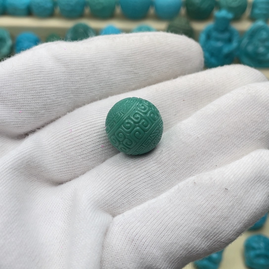 喜***乐绿松石未镶嵌颈饰卡15