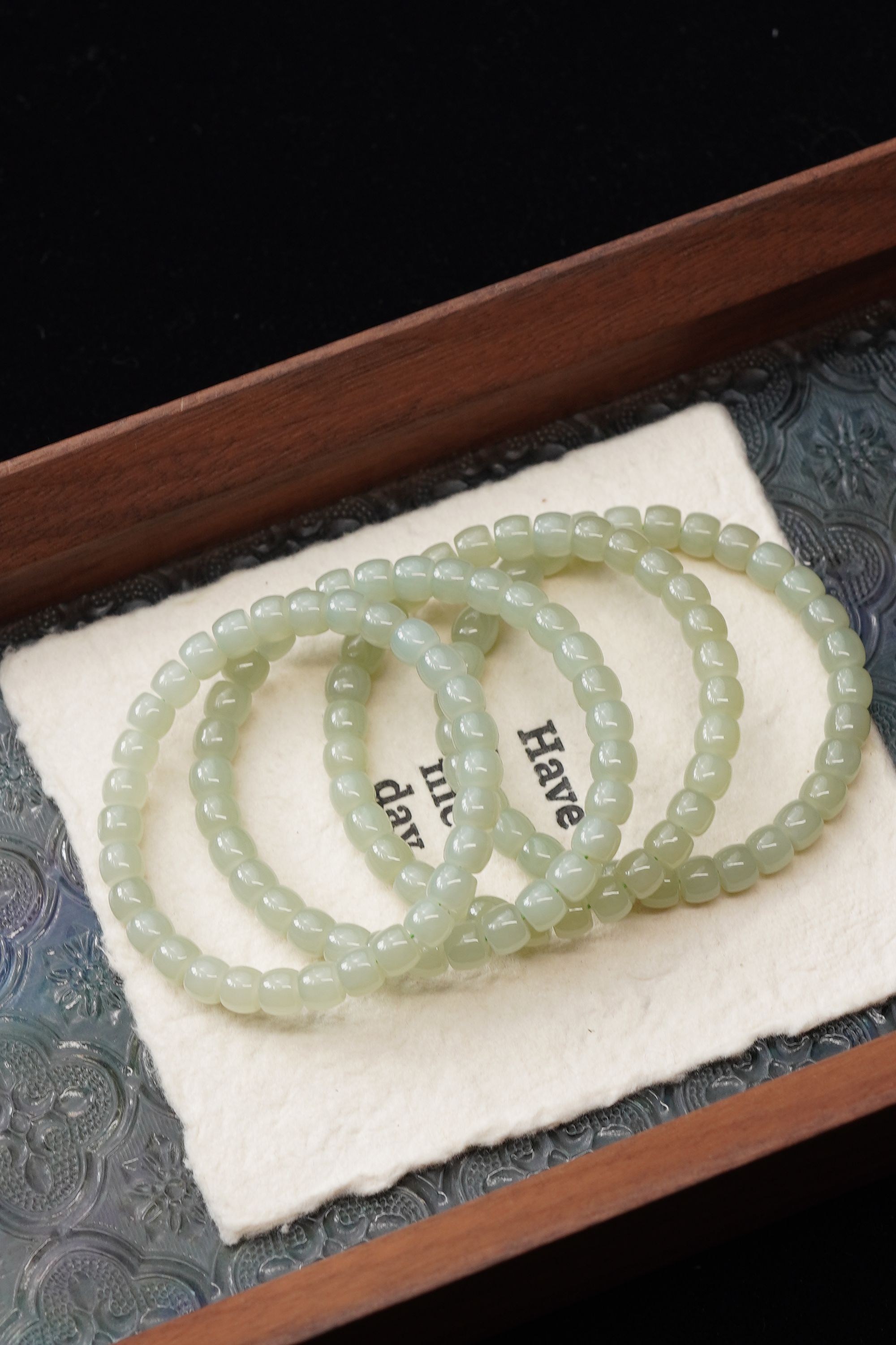 天然晴水和田玉5*7mm直切单圈