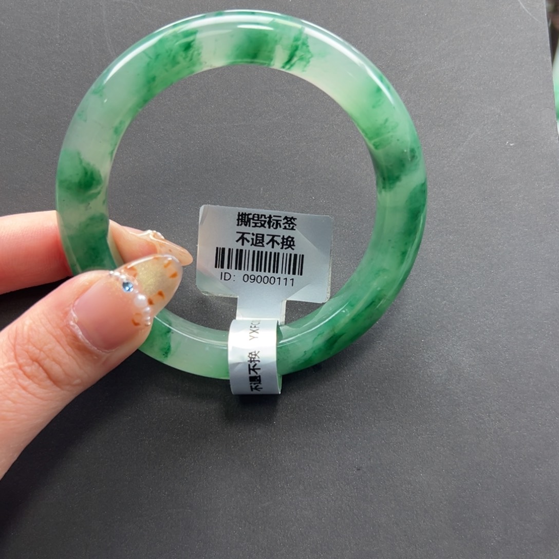 *****石英质玉未镶嵌手镯+57.8 会会