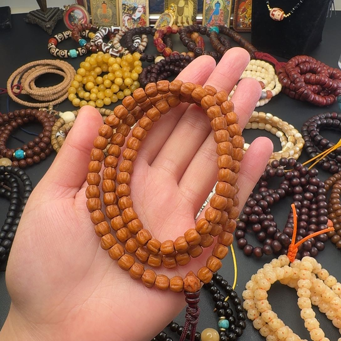 大果紫檀（缅甸花梨）楠****难