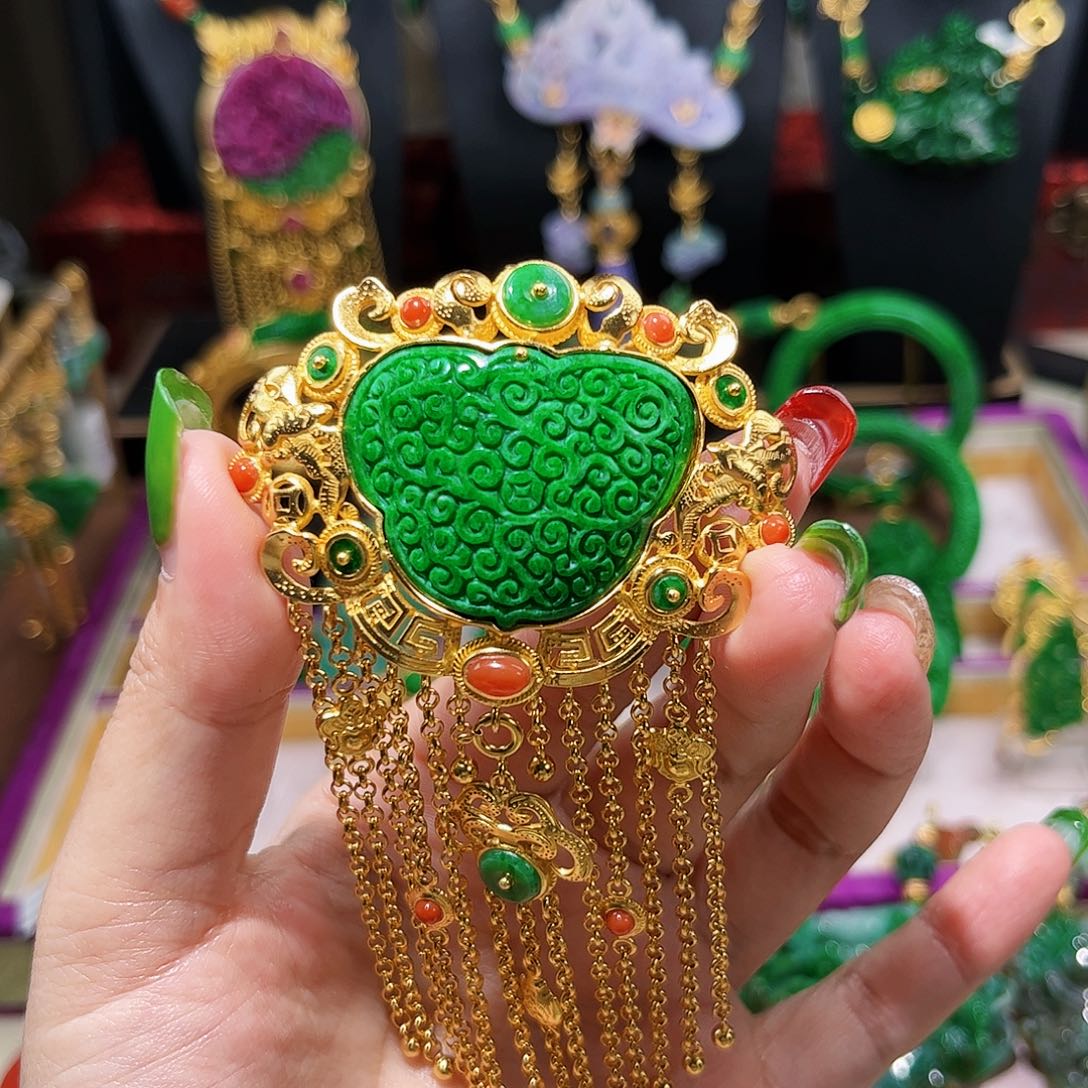 【闪购商品】翡翠吊坠(赠链)银S925镀金镶嵌