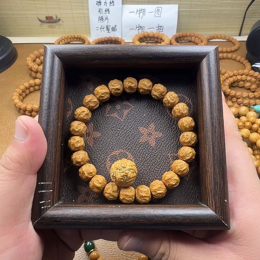 旭***手串猴头核桃龙蛇➕单株