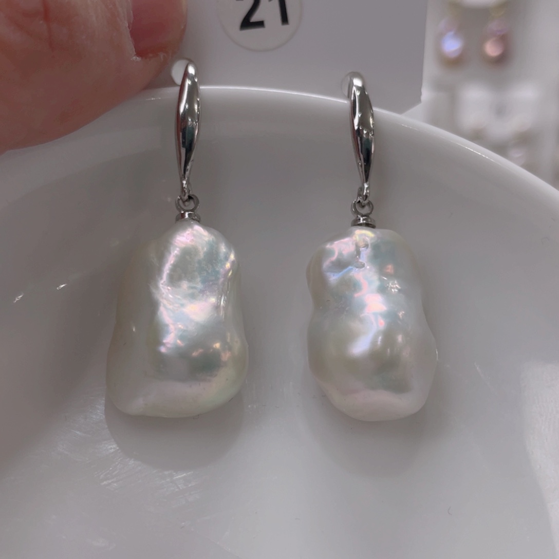 颈饰未镶嵌淡水珍珠