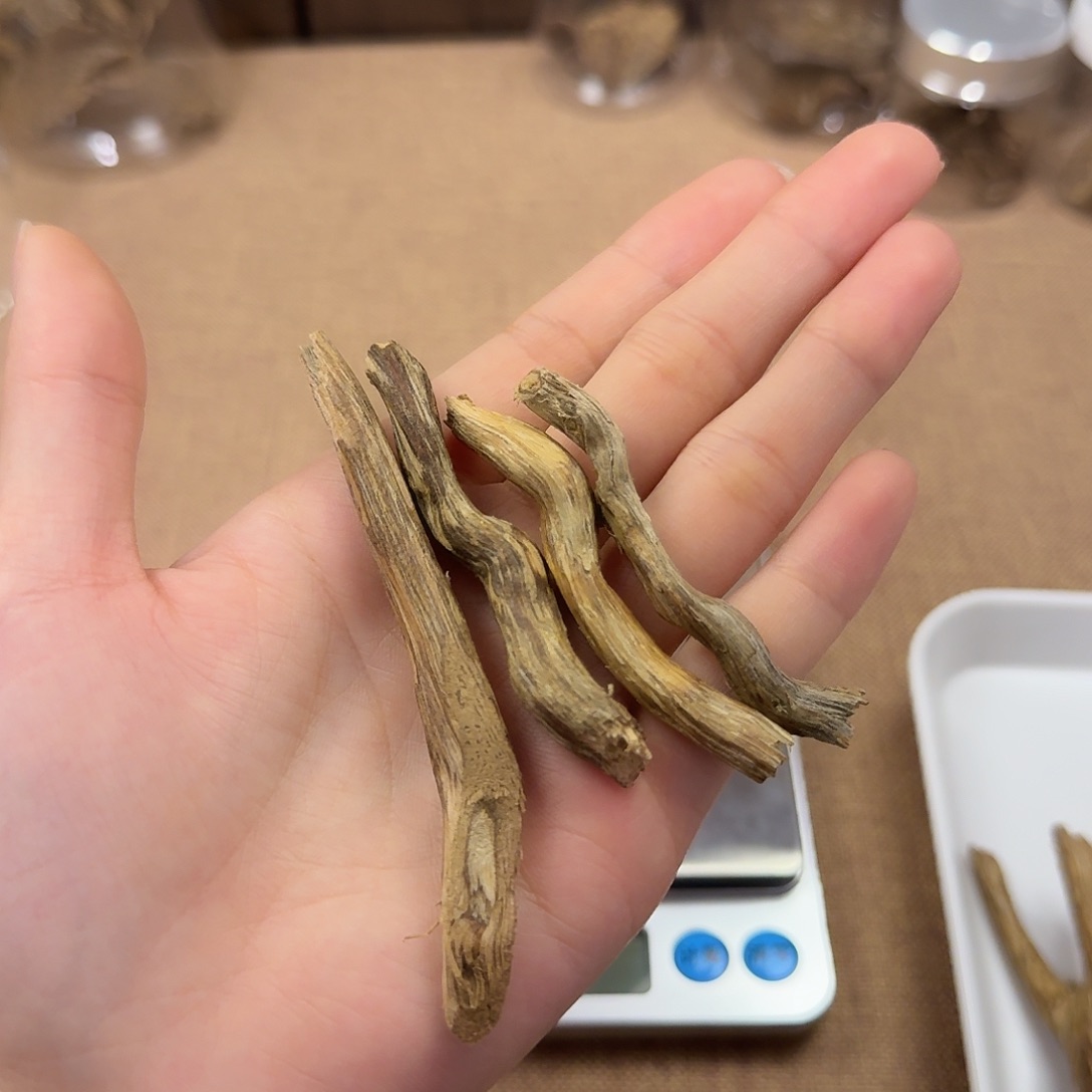 港树根树心4克多样性发一