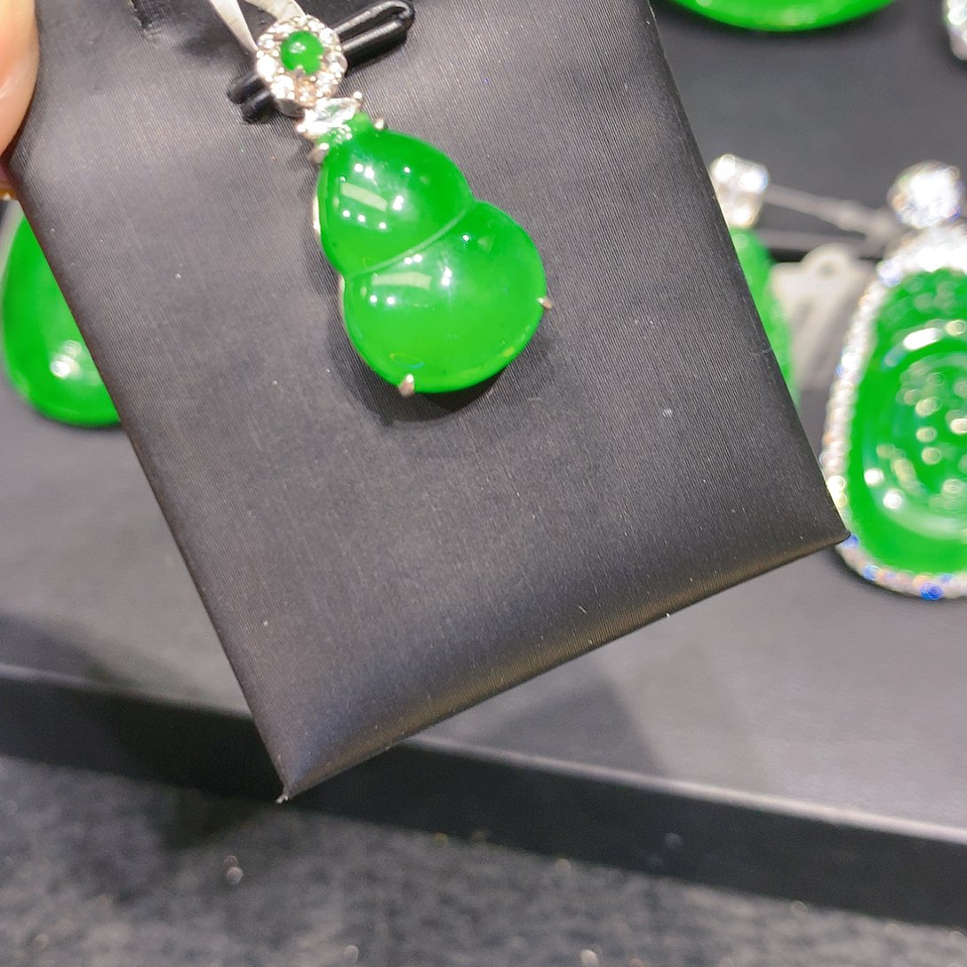 颈饰未镶嵌翡翠00001