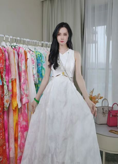 【白雪公主4】名品汇高奢定制法式绑带大裙摆重工花朵刺绣剪花长裙