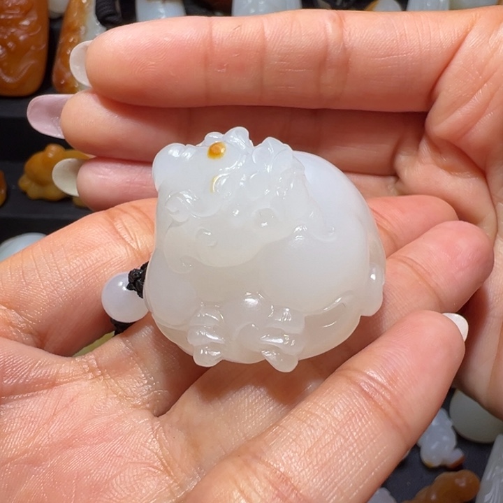 和田玉挂件未镶嵌