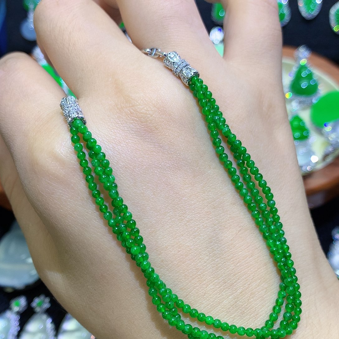 18K金镶嵌手链翡翠高冰满绿