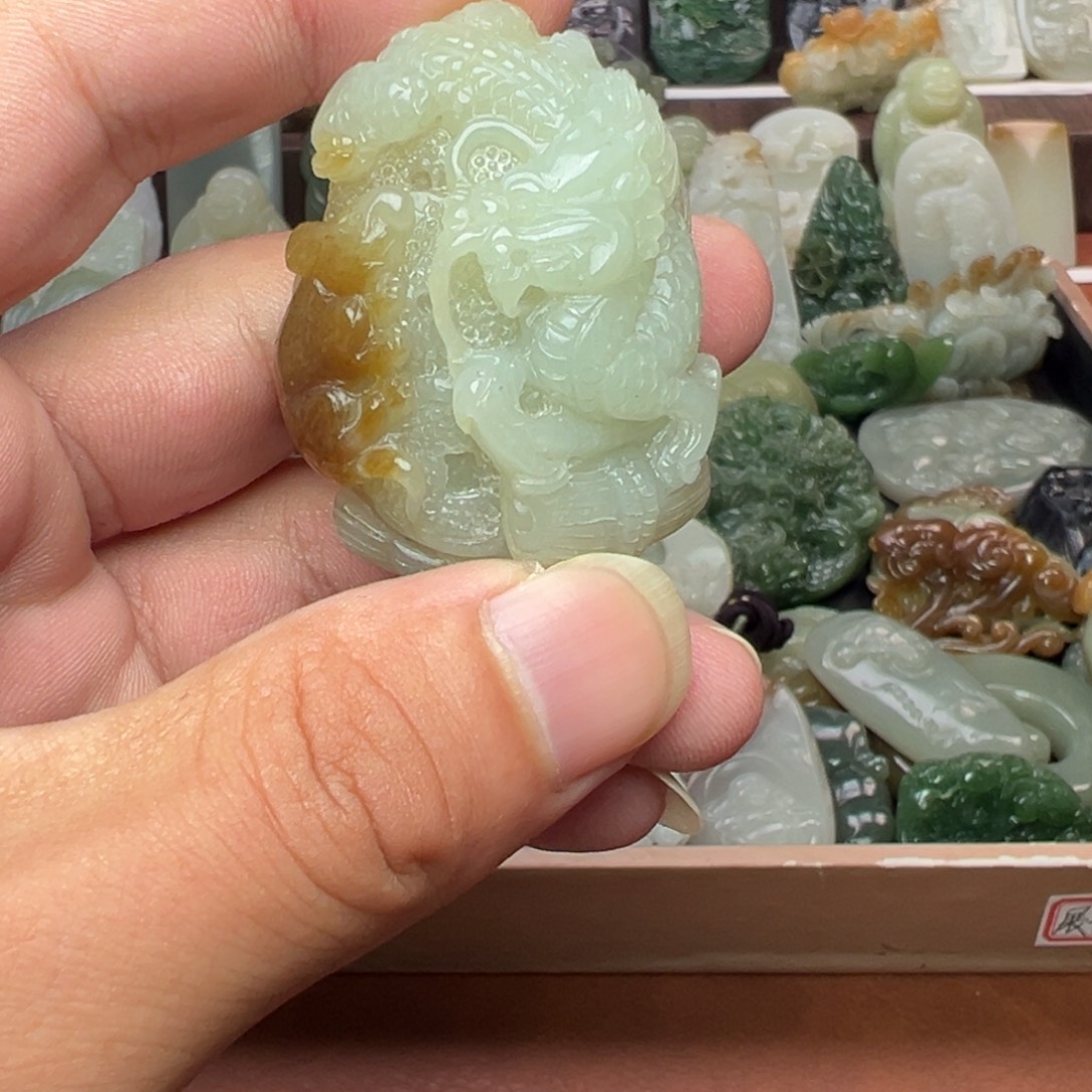 和田玉未镶嵌挂件