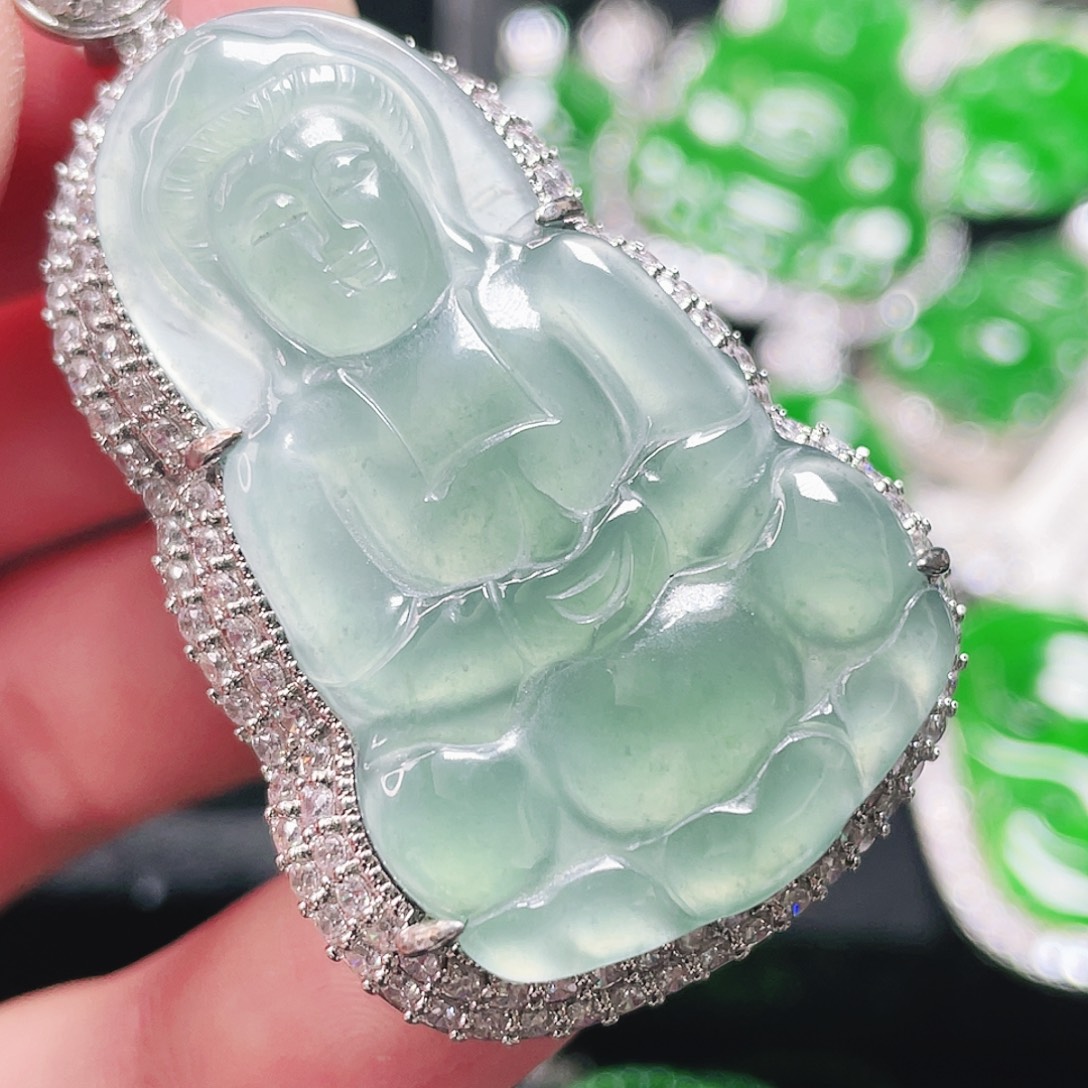 翡翠未镶嵌颈饰66