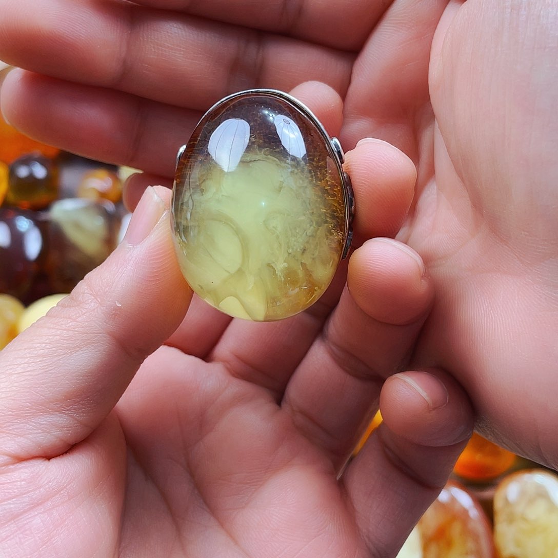 琥珀戒指银S925镶嵌茉***儿戒指