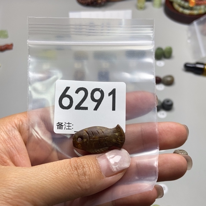 观***澜蛇纹石玉未镶嵌项链