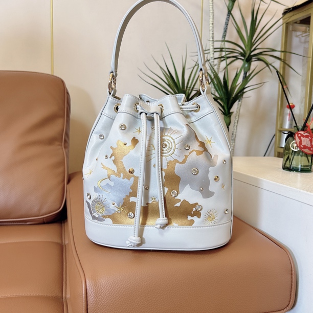 新款潮流水桶包双根时尚斜挎包百搭ins小众洋气包包休闲DS-091