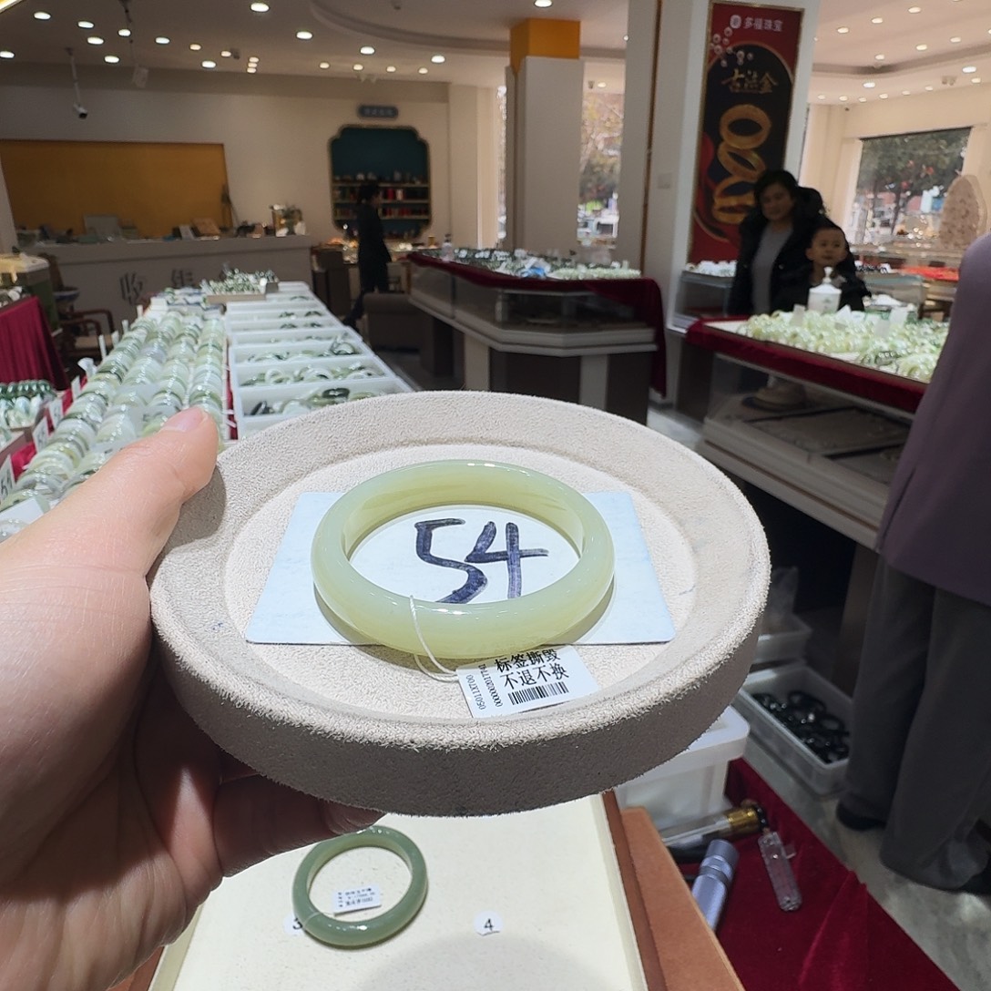 和田玉未镶嵌手镯07