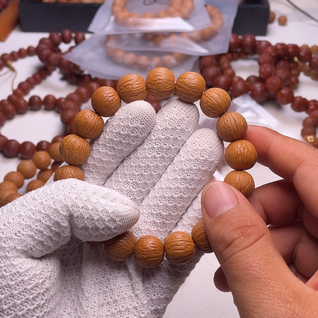 吊坠猴头核桃聚宝盆