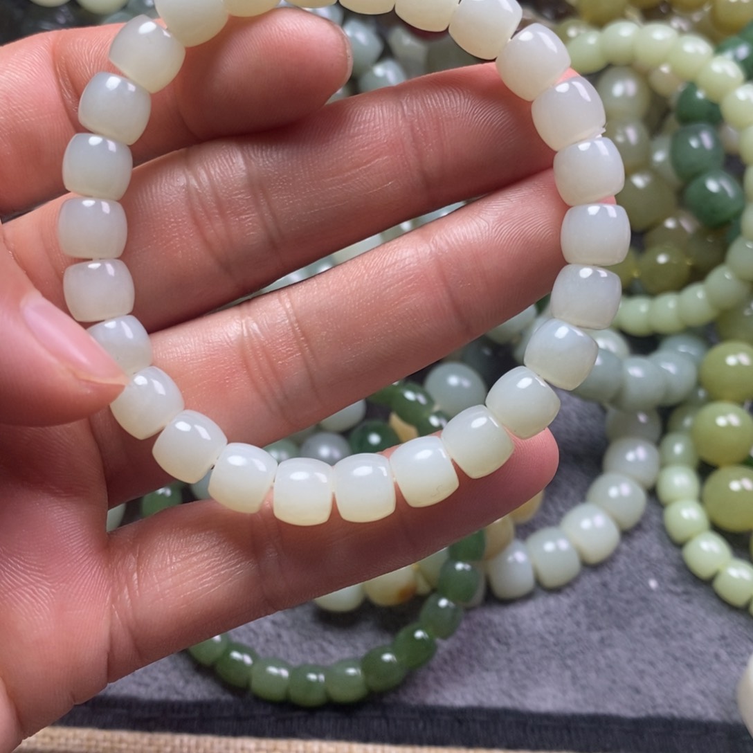 和田玉手链未镶嵌