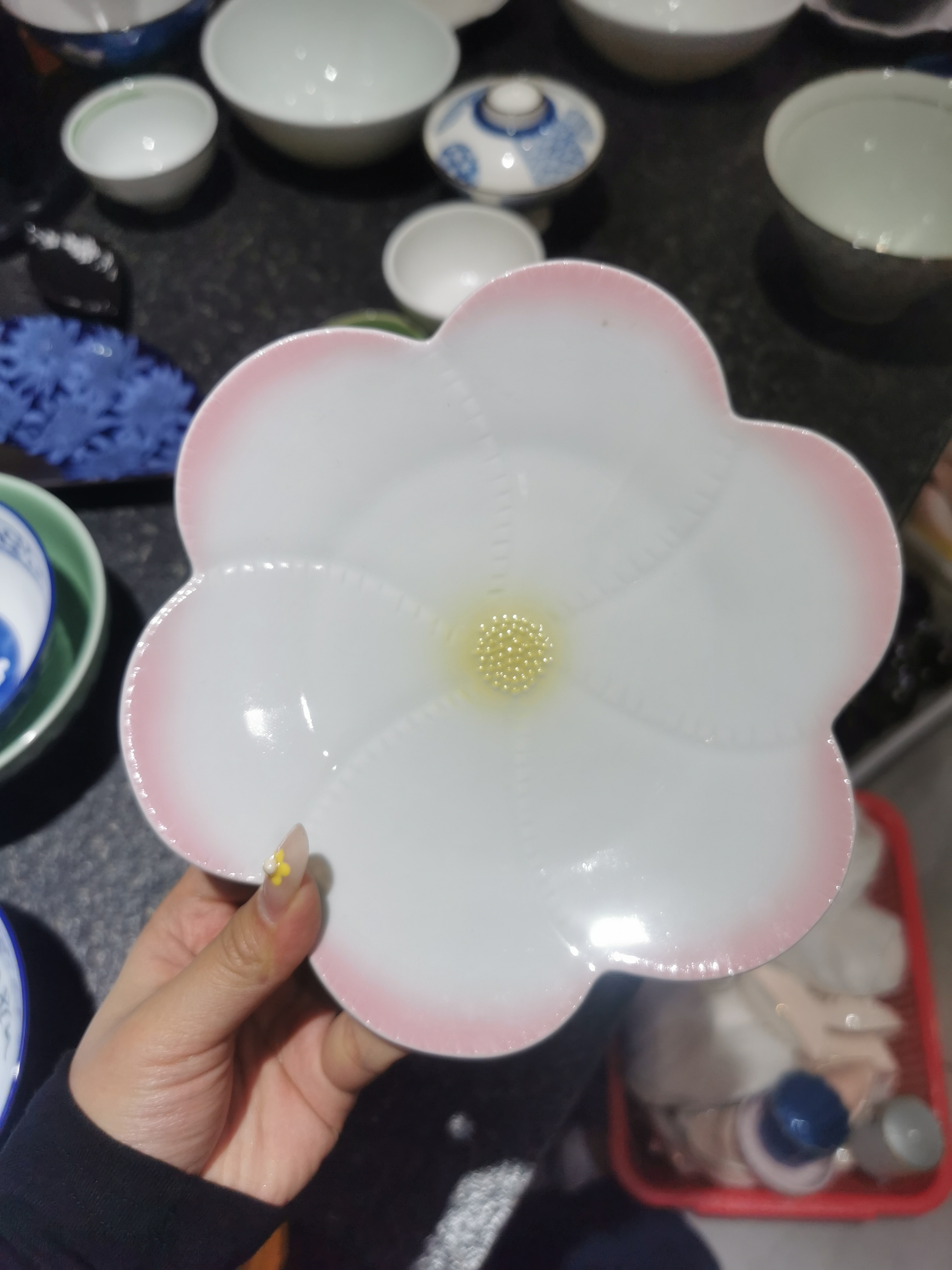 五花马少女粉花边盘