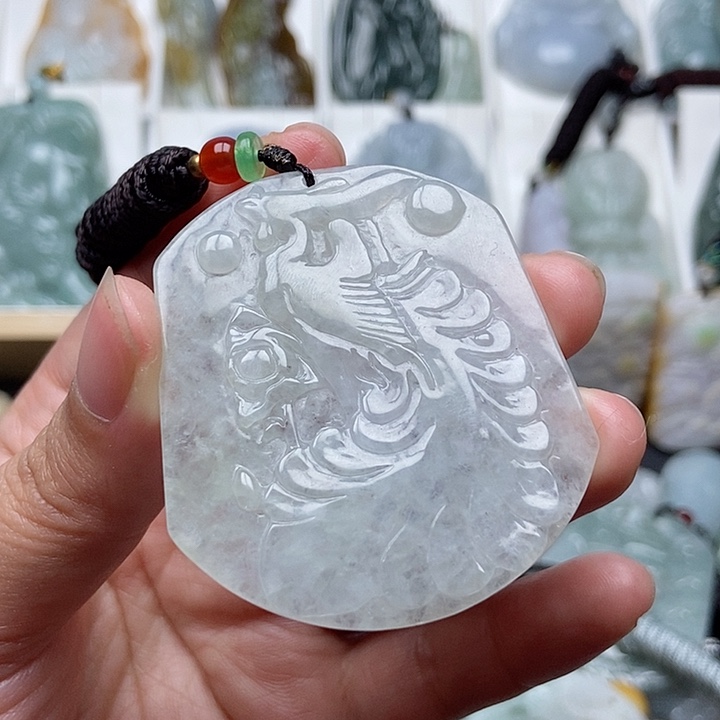 翡翠吊坠(不含链)未镶嵌翡翠