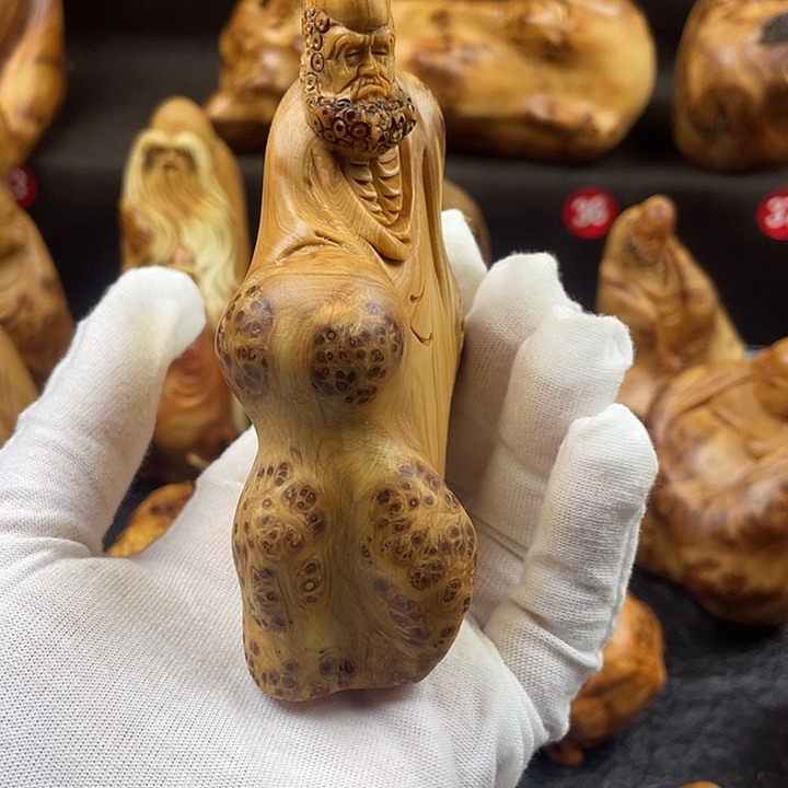 医***心柏木（崖柏）达摩手把件