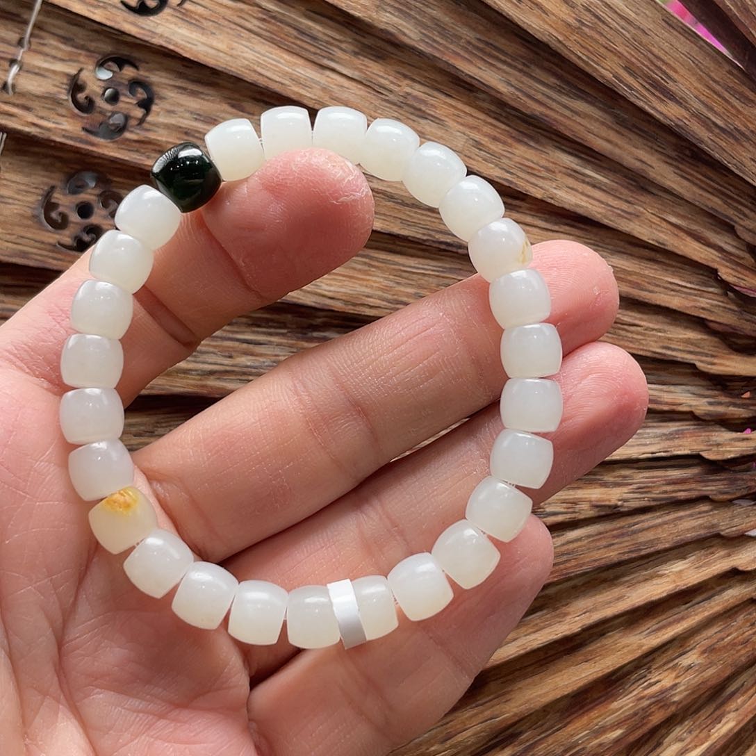 和田玉手串未镶嵌