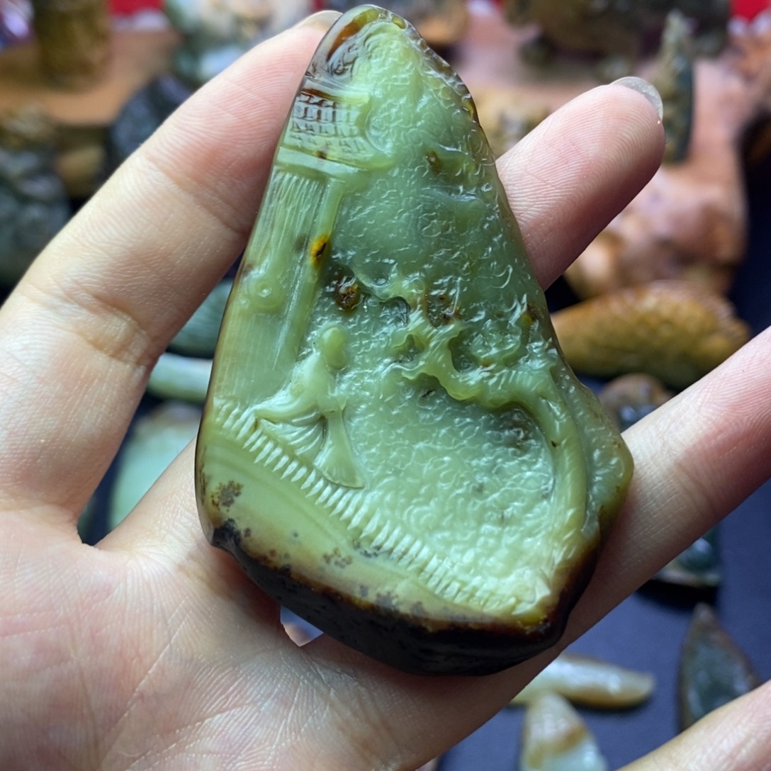 沫***问岫岩河磨玉（透闪石质玉）未镶嵌挂件