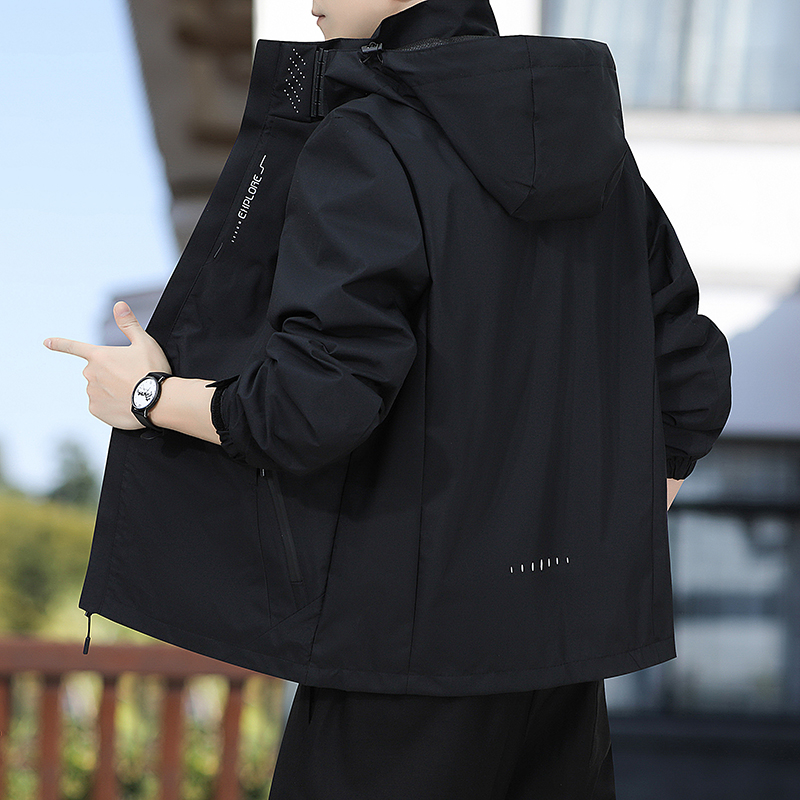 秋季新款潮流情侣夹克防风防水时尚休闲户外百搭男女款冲锋衣外套