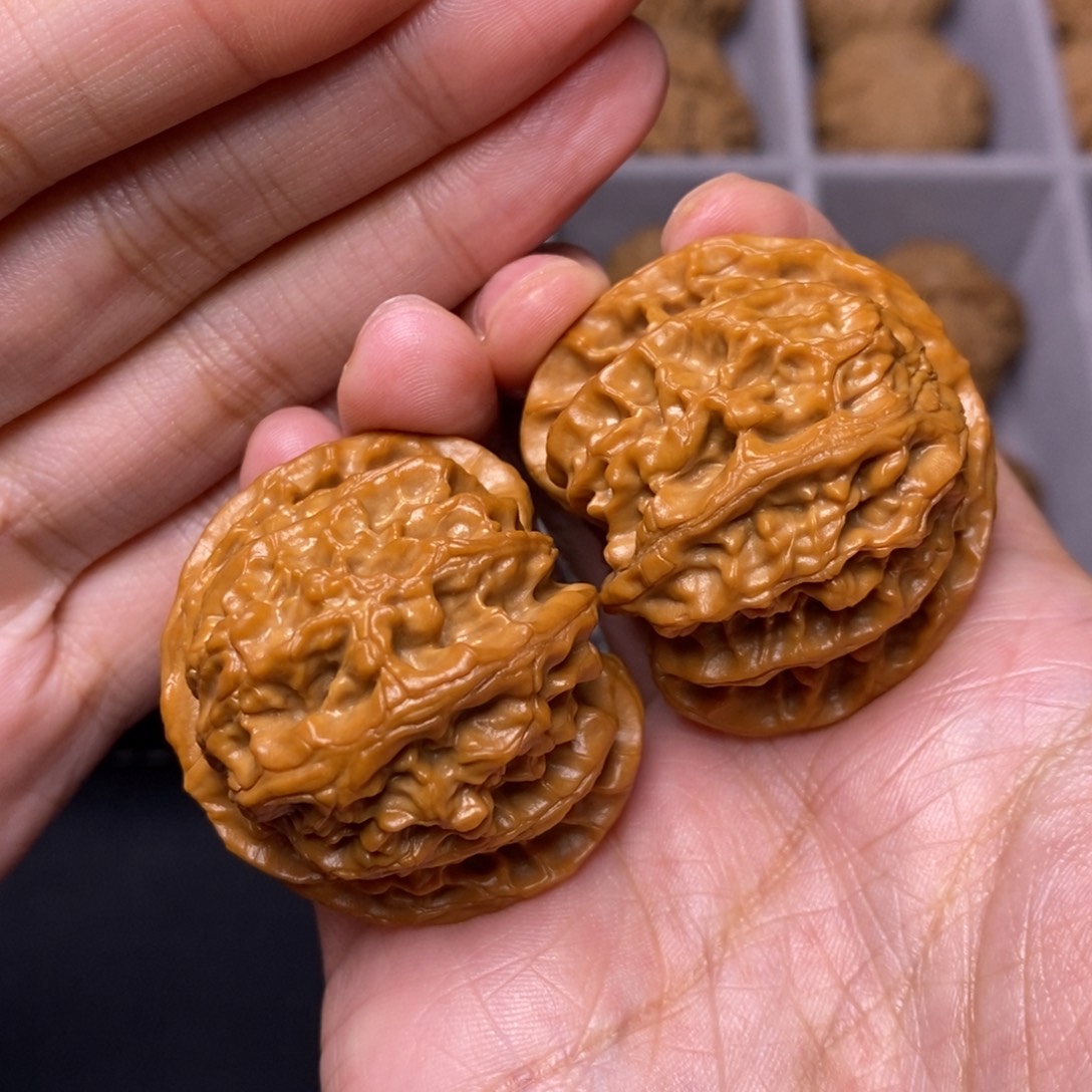 华***强吊坠文玩核桃39精对苹果园