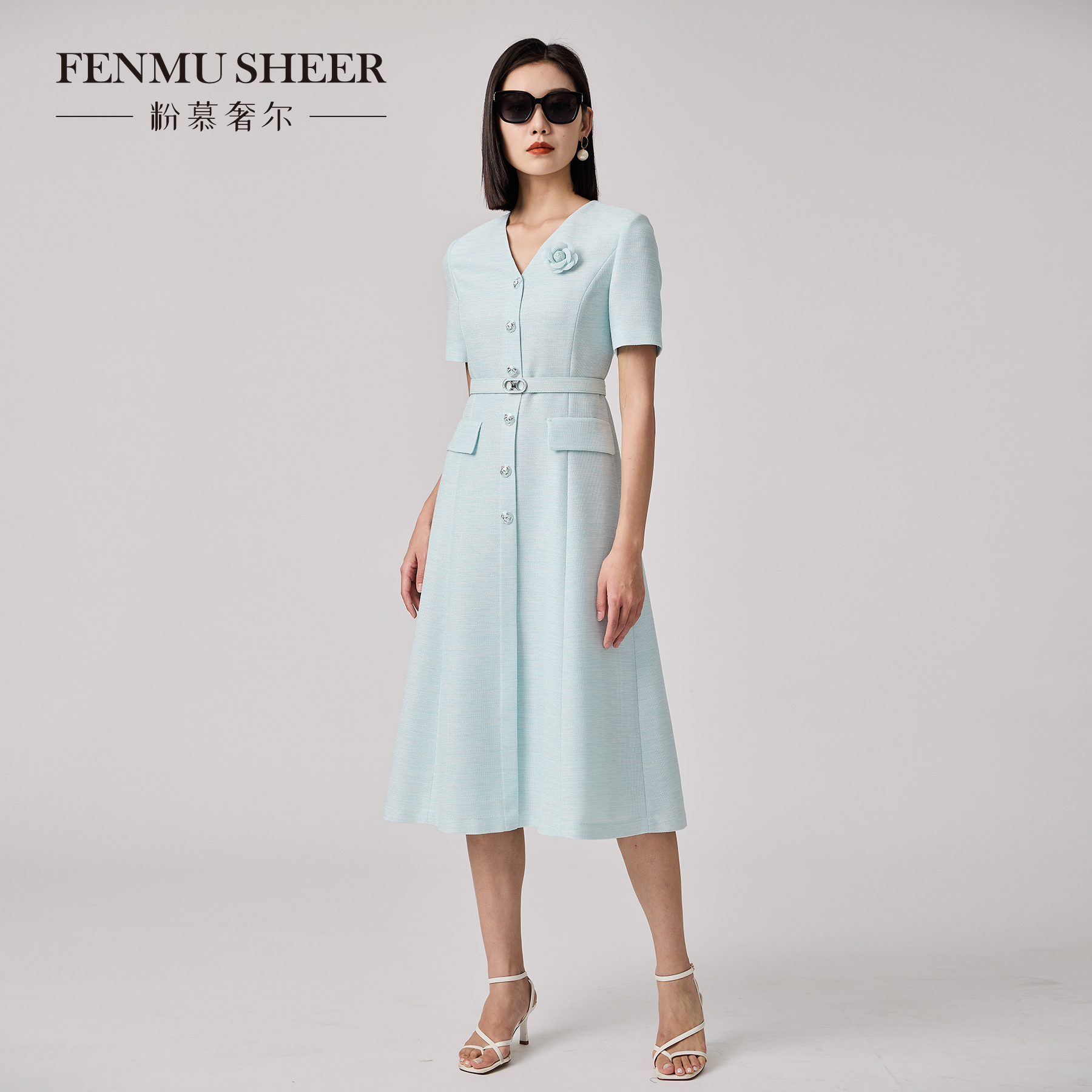 粉慕奢尔『世家千金』山茶花小V领香风粗花小香风短袖连衣裙D2285