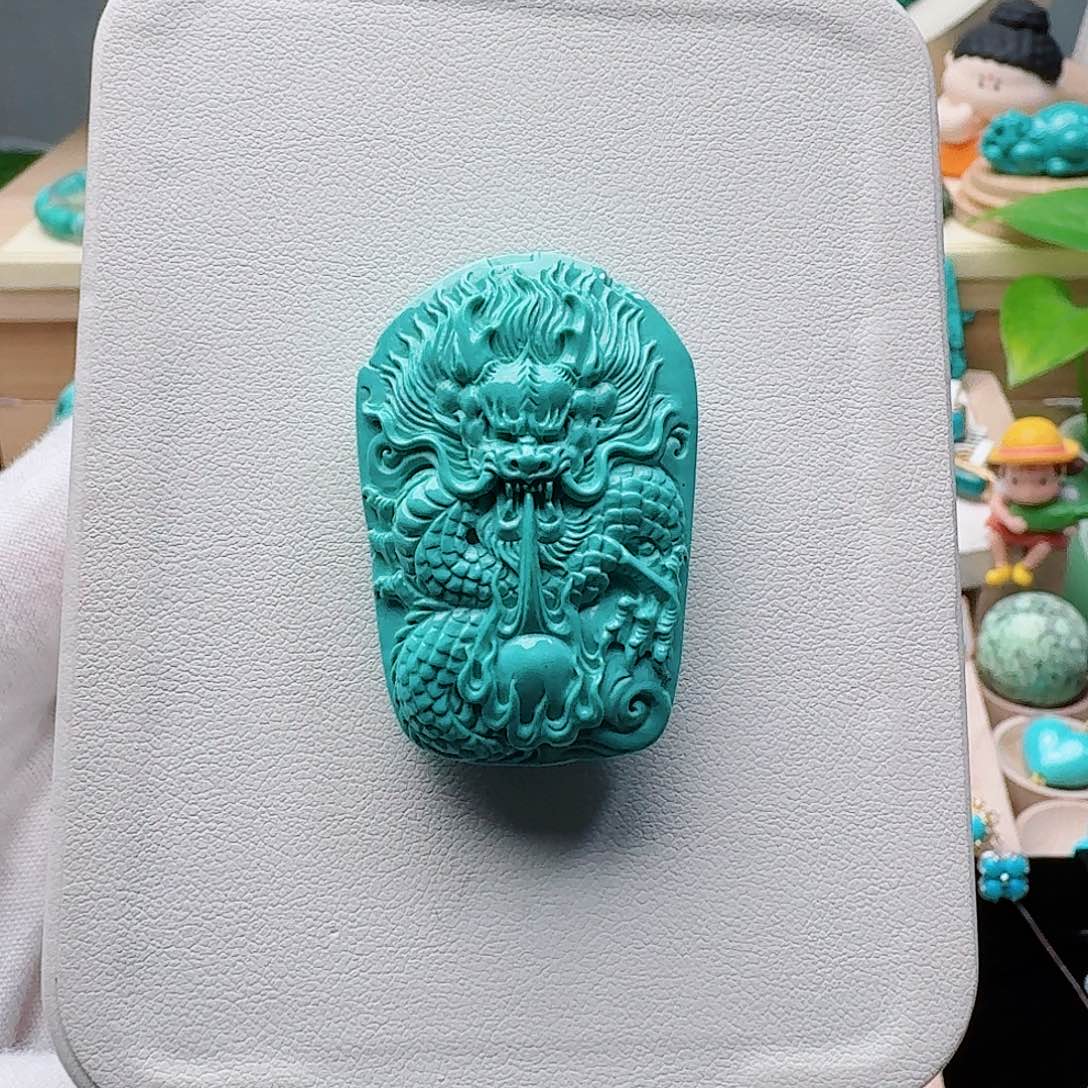 绿松石未镶嵌珠宝奇石