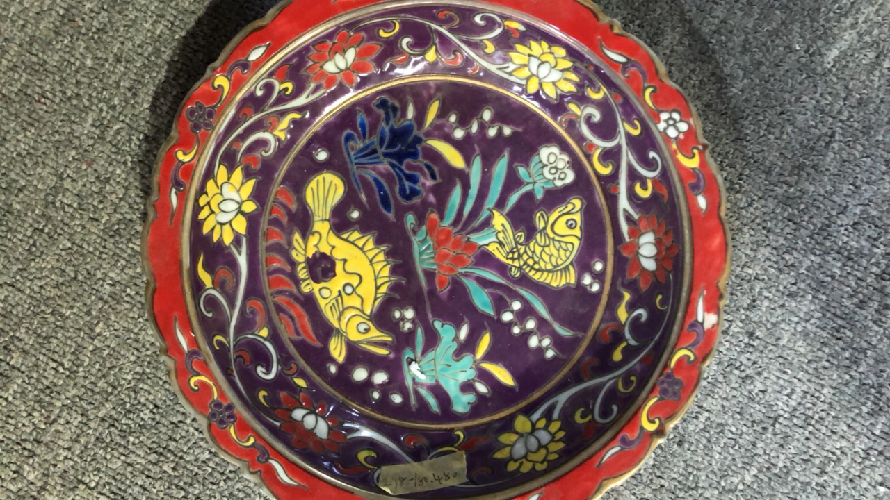 精品小瓷器，完整无瑕疵