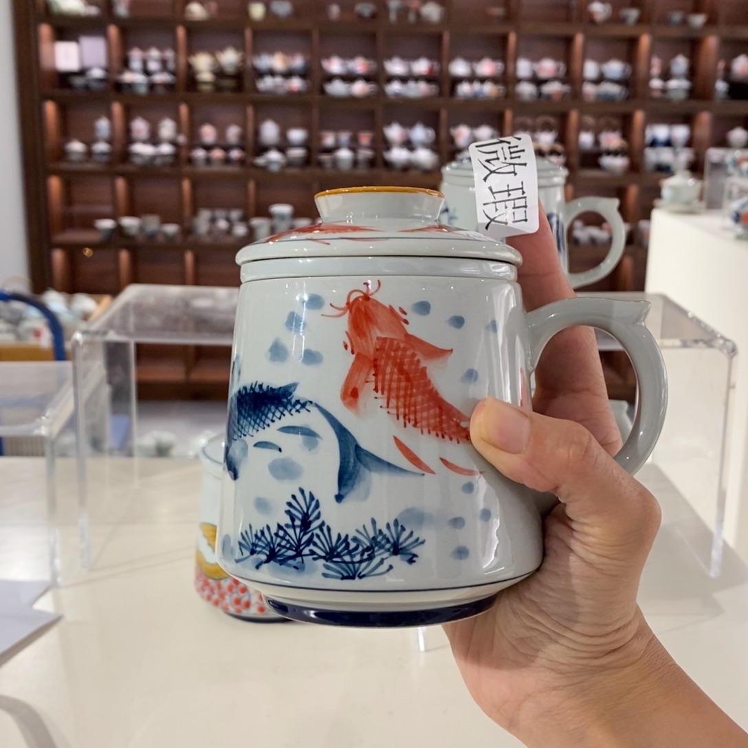 釉下手绘茶具微瑕