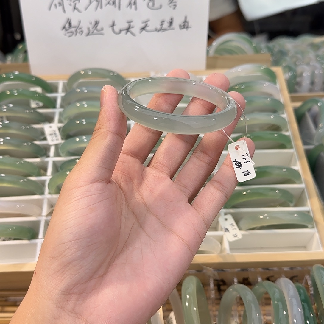 手镯玛瑙/玉髓未镶嵌圈口57.3