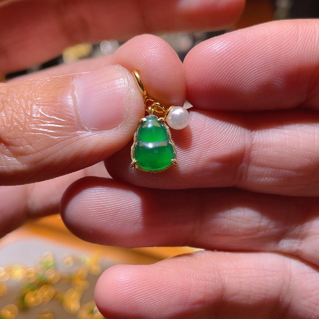 翡翠吊坠(不含链)银S925镶嵌