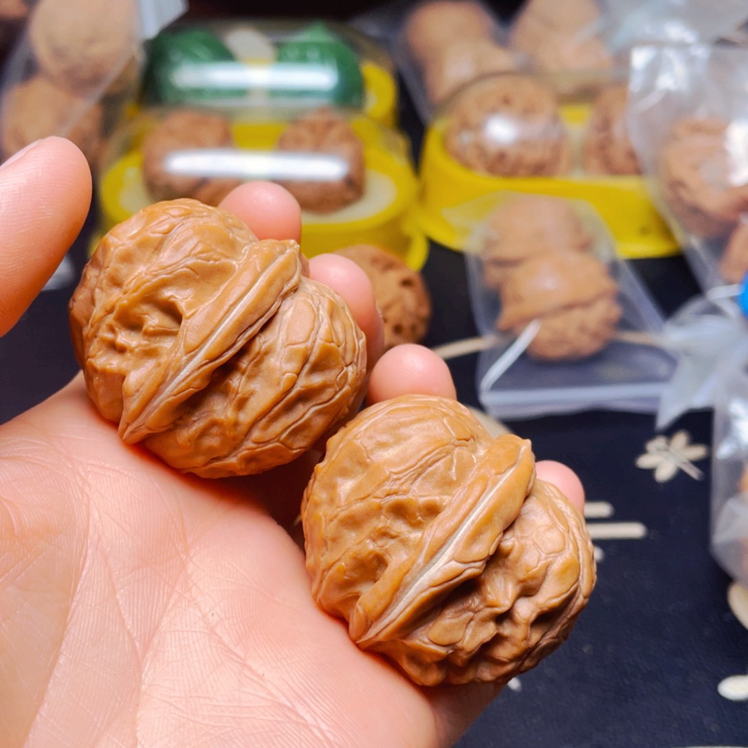 吊坠文玩核桃允石元宝