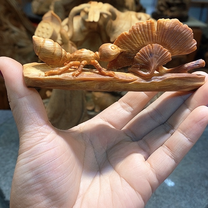 柏木（崖柏）阿*玉化蚂蚁