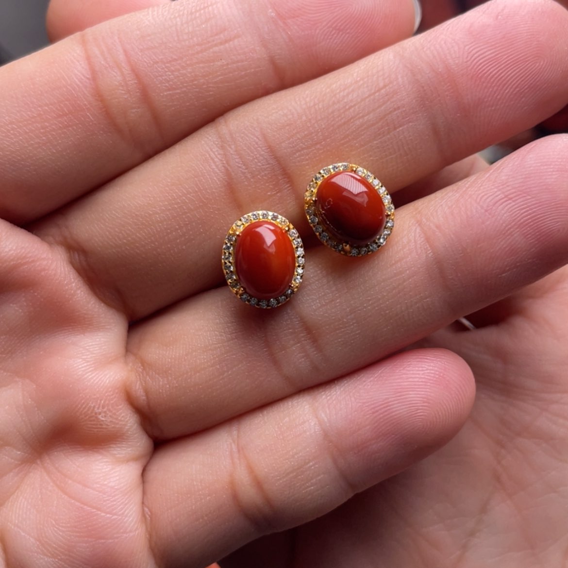 【闪购商品】银S925镶嵌蛋面耳钉南红玛瑙