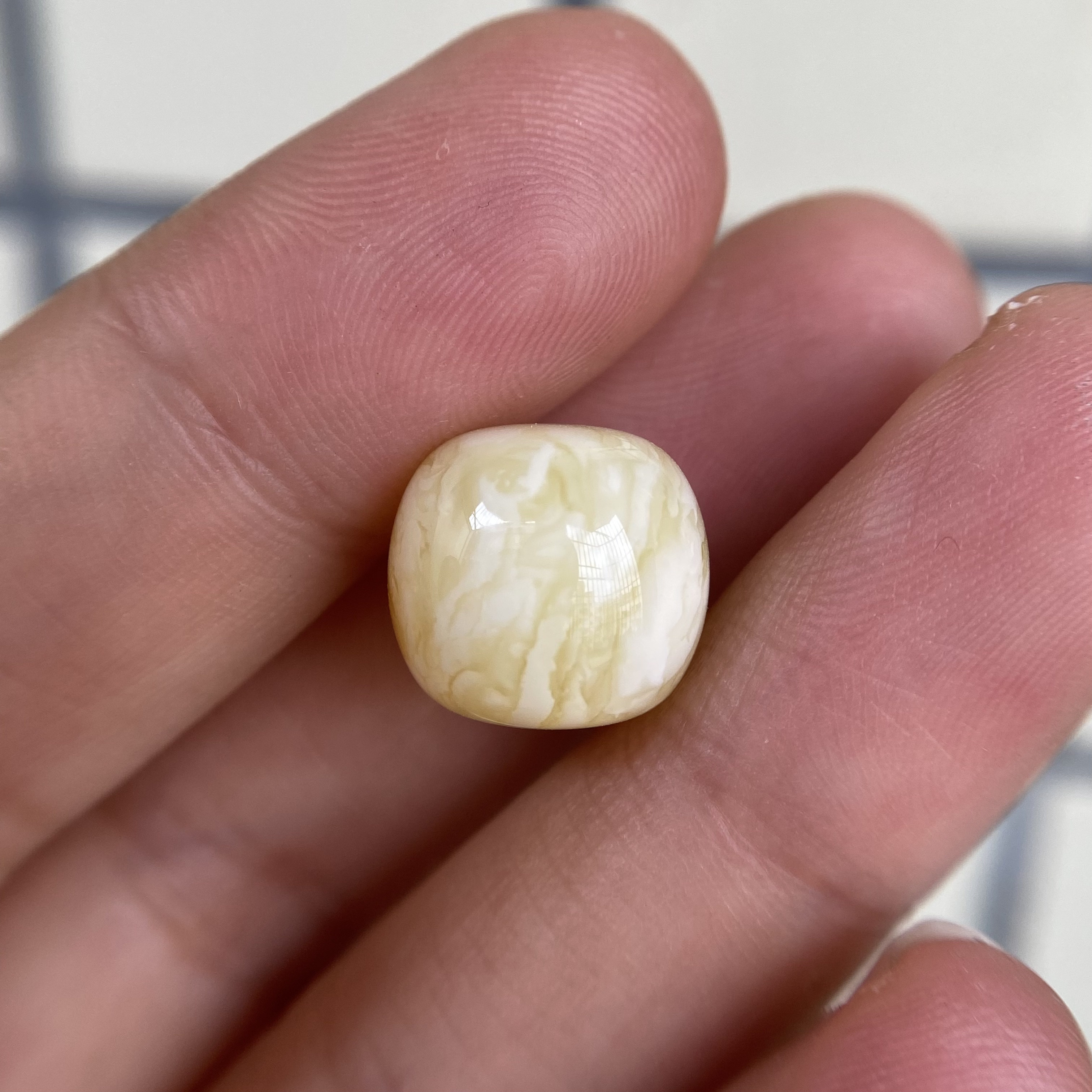 蜜蜡微沁橘奶白千层虎皮老型配饰13.0×12.0mm，无优化保天然花纹满