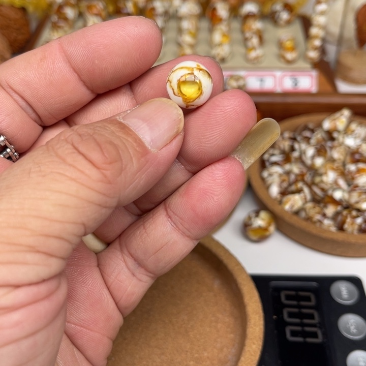 琥珀裸石未镶嵌心**眠450号