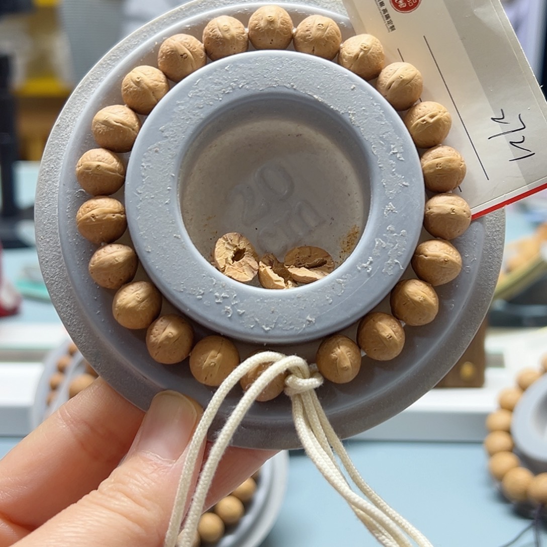 手串凤眼菩提10.5半实心，9@2721