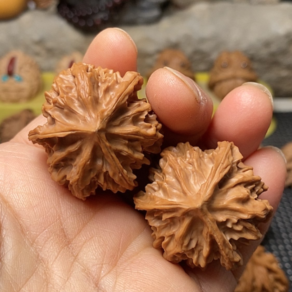 【闪购商品】把件文玩核桃三棱正奔