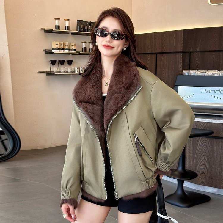 双面穿皮草外套女2025冬季新款派克服两面穿皮毛一体三防保暖时尚