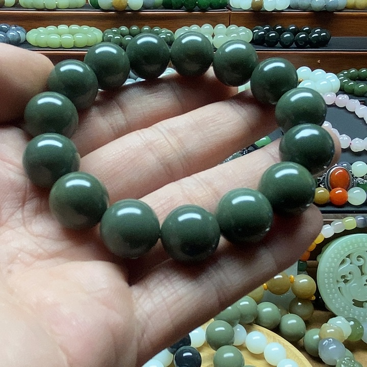 和田玉手串未镶嵌