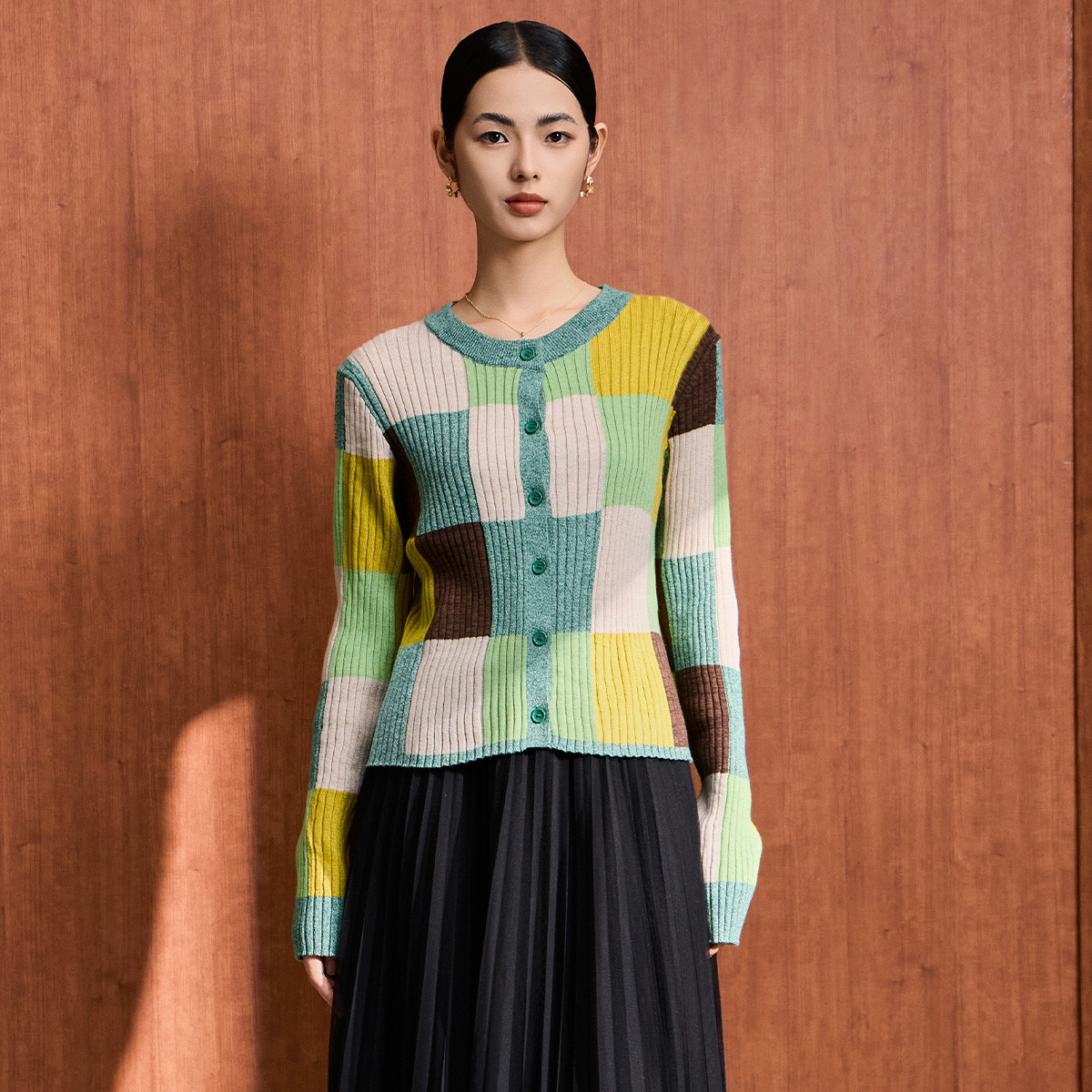 气质时尚显瘦百搭气质多彩拼色设计针织开衫女式衬衫女秋VDA535